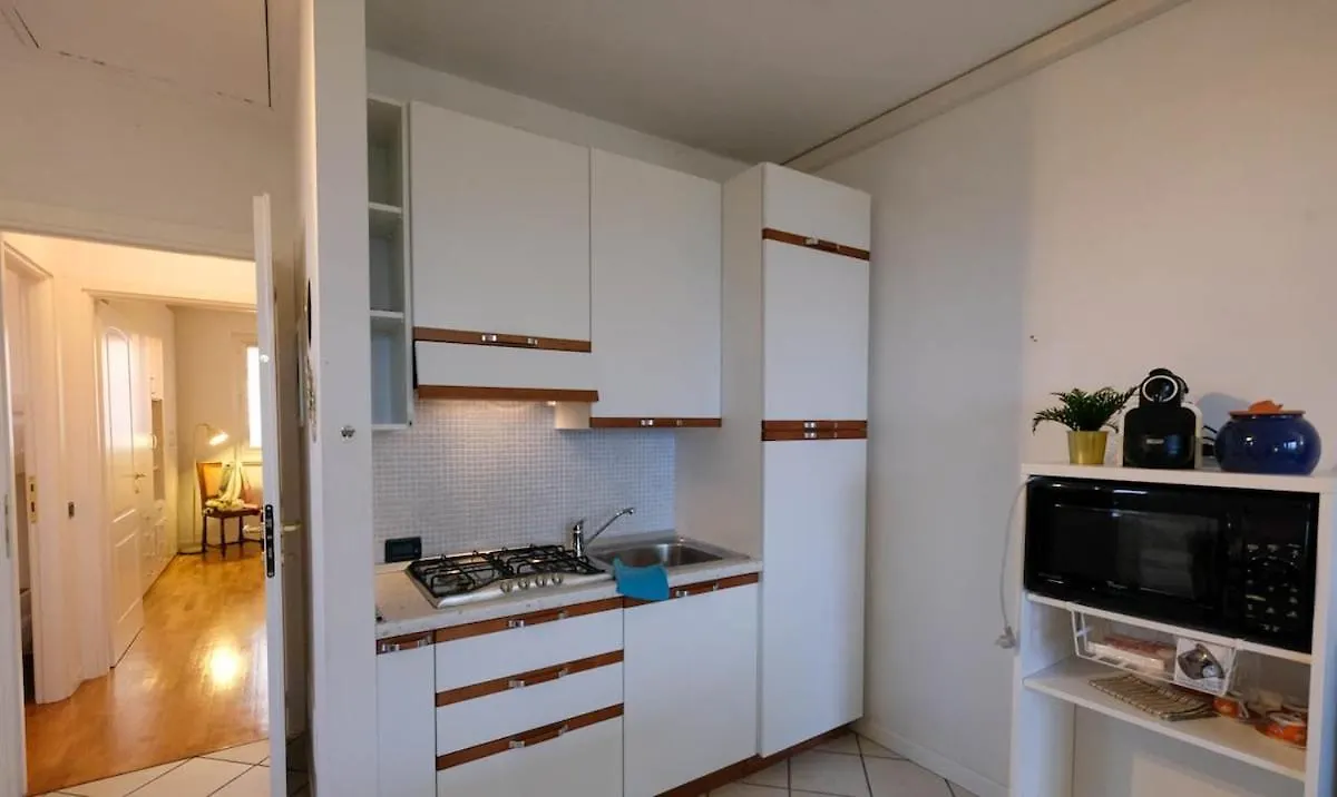 Appartement Casa Della Rocca Lago Di Garda Manerba del Garda Italië
